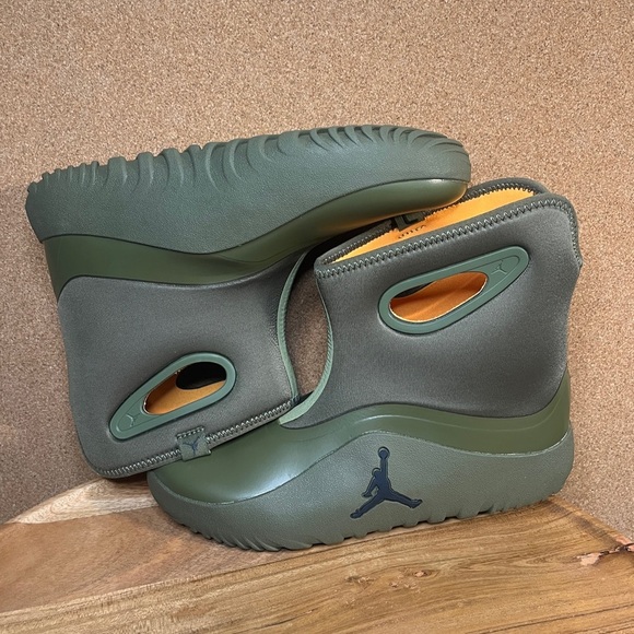 Jordan
Lil drip’
NWOT🔥 - Picture 3 of 9